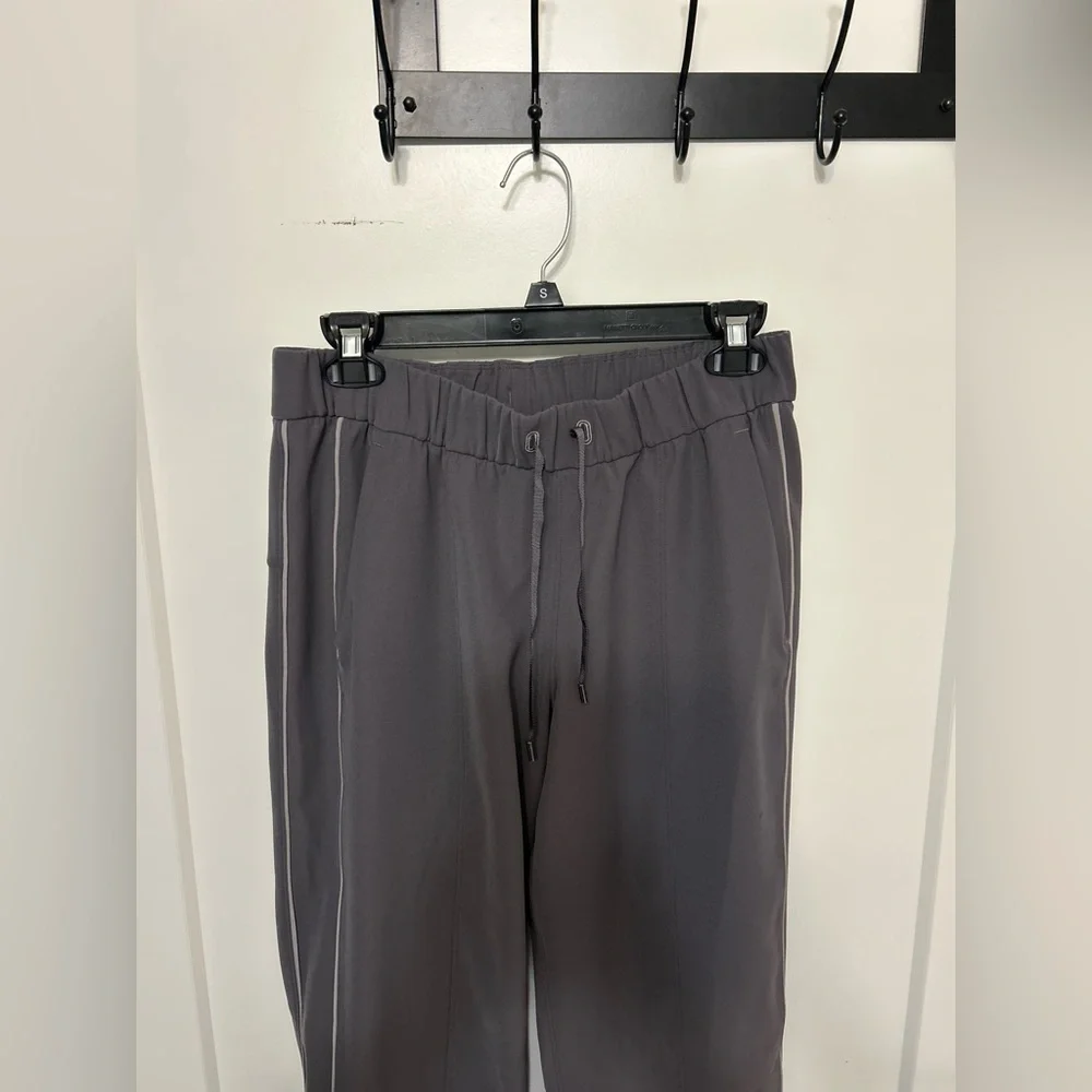 Lululemon Right On Track Pants